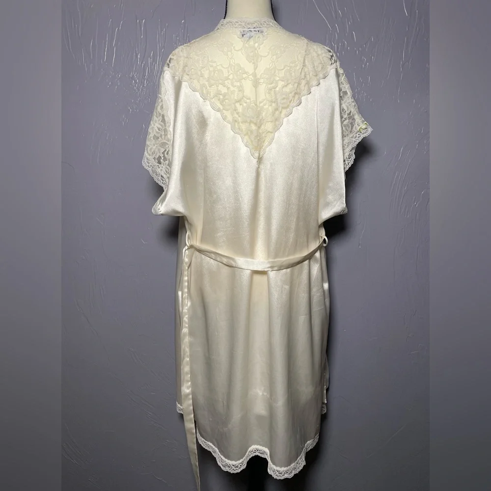 🔥VINTAGE LILY OF FRANCE 60s 70s 80s Lace Nightgown Robe Chemise Set Cream - Picture 8 of 16